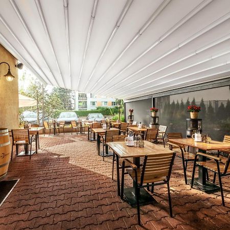 Prague Hotel Carl Inn Restaurant & Free Parking Esterno foto