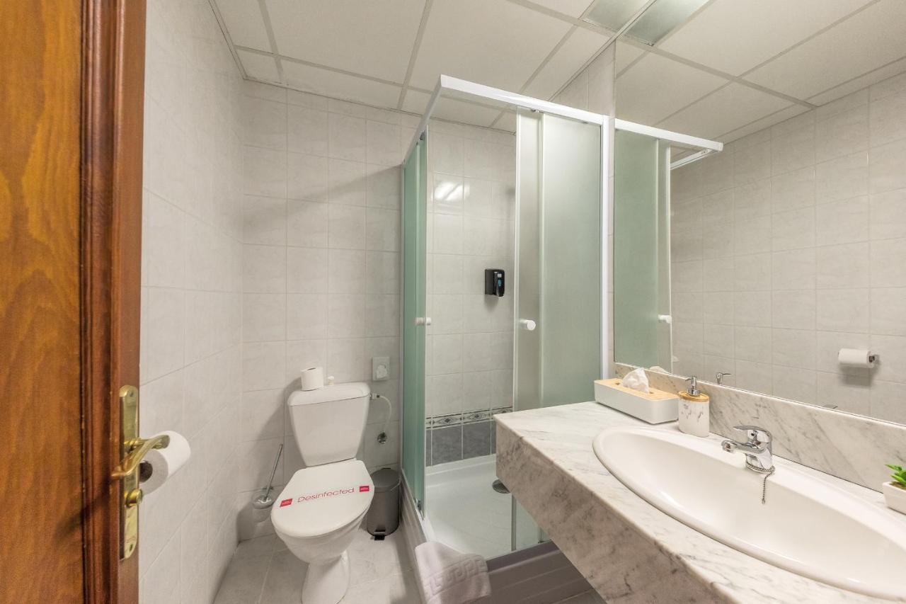 Prague Hotel Carl Inn Restaurant & Free Parking Esterno foto